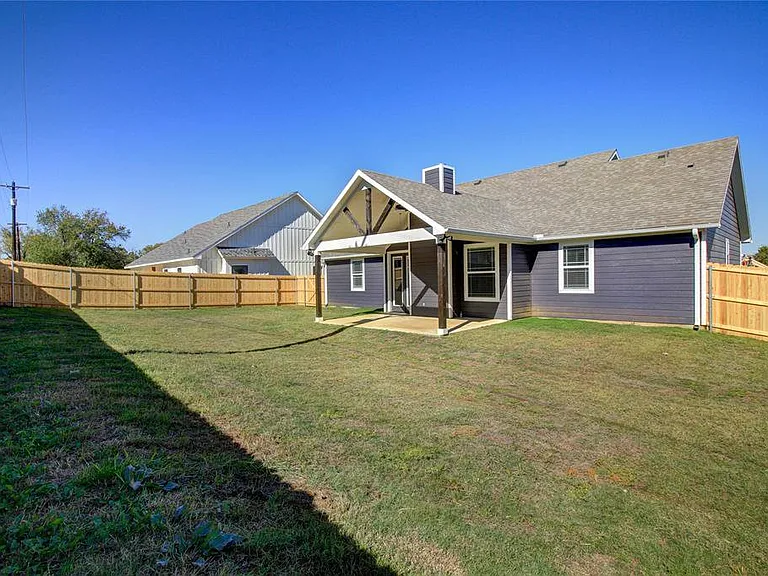 107 Byrom Ct — Photo 11