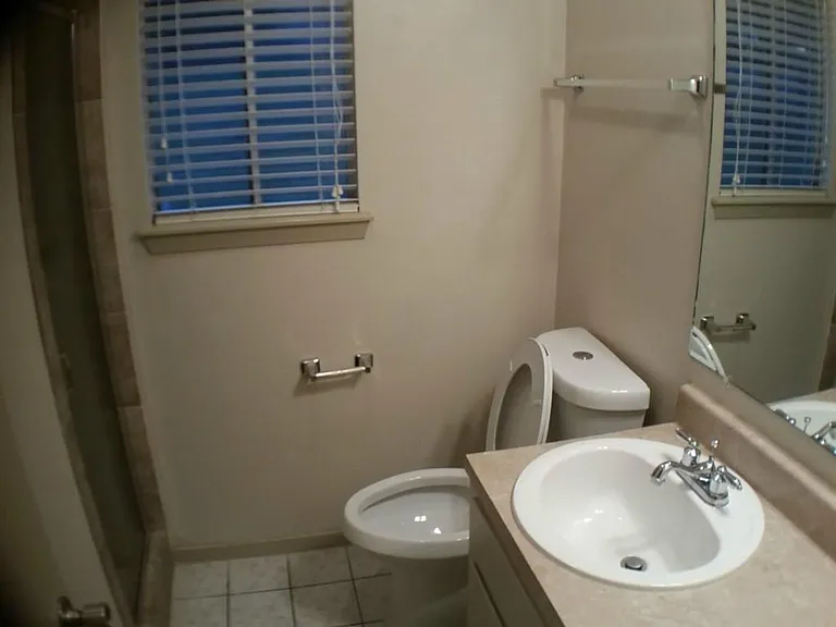 7204 Creekside Dr #B — Photo 8