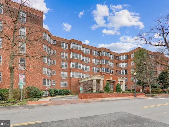 2500 Q St NW APT 201, Washington, DC 20007