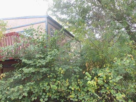 2nd image of 2940 Amherst Ave
