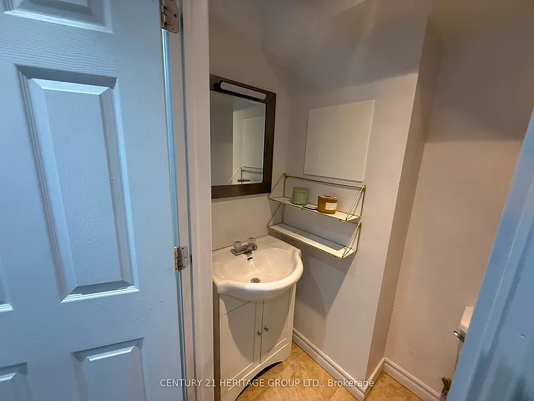109 Bonshaw Ave — Photo 10