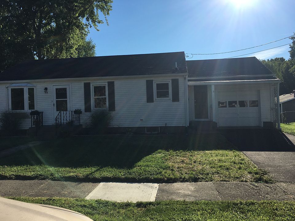 1st image of 414 N Main St