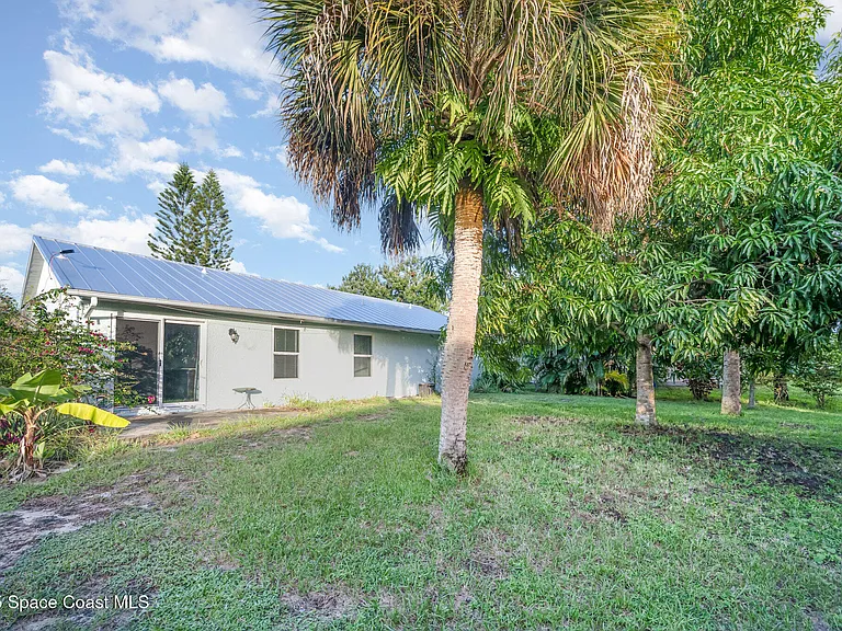 511 Biscayne Ln — Photo 15