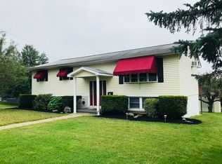 452 2nd St #L-7, Blakely, PA 18447