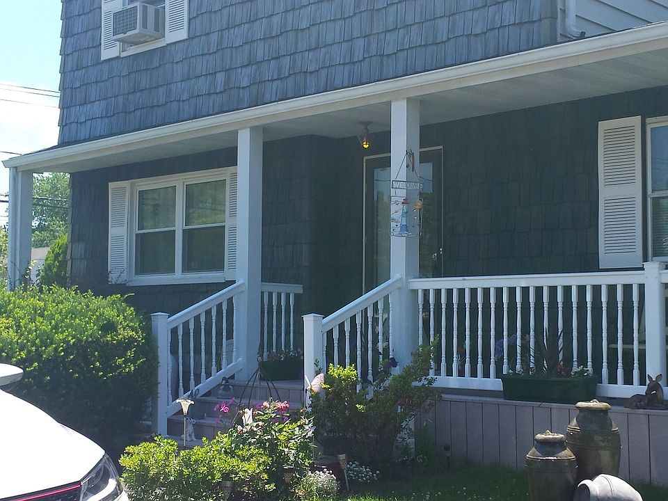 Beautiful Updated Colonial  