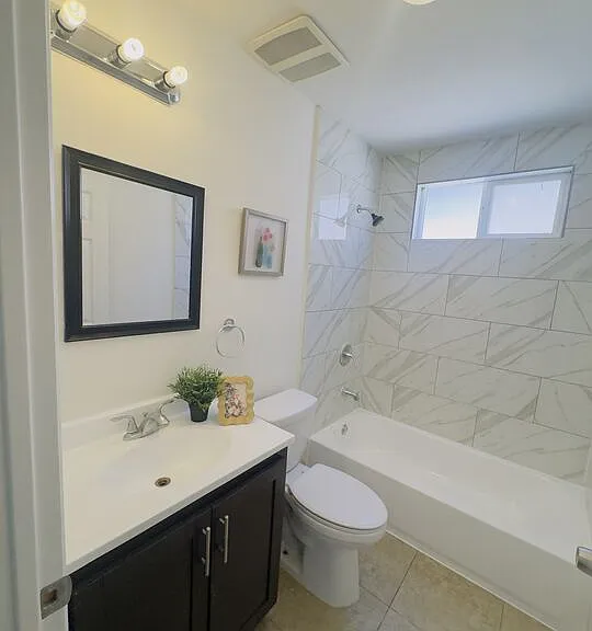 10605 Avalon Blvd — Photo 23