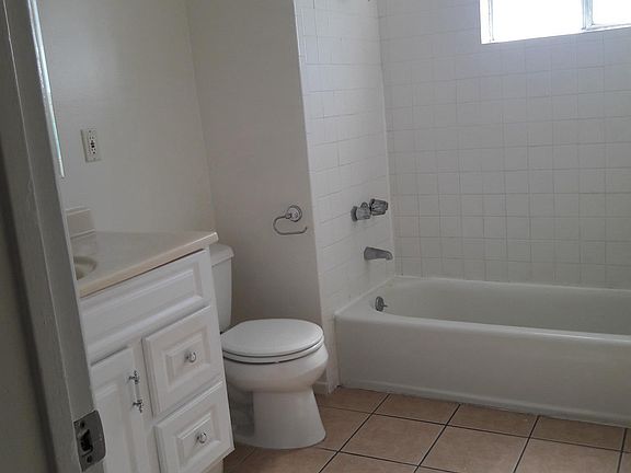5th image of 1325 S Alta Vista Ave