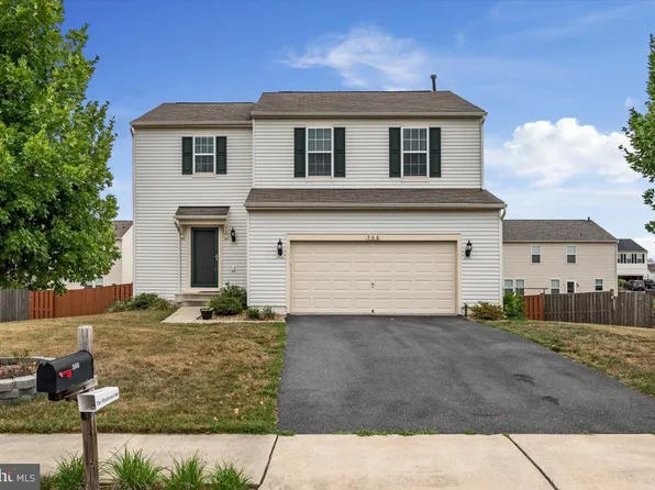 566 Garden Gate Dr, Stephens City, VA 22655