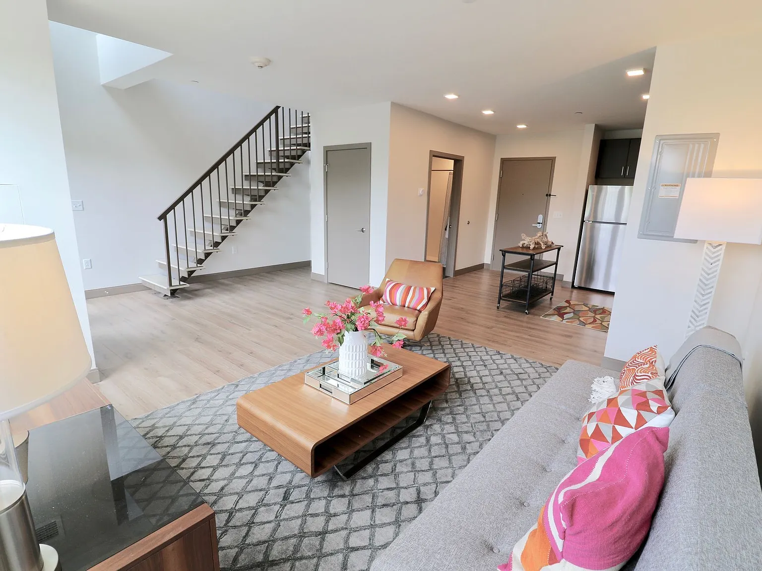 81 Arch Street — Photo 3