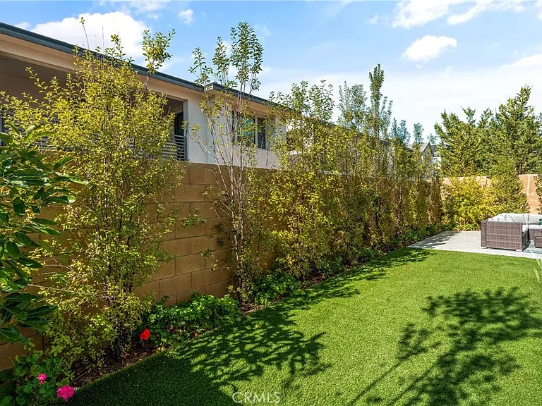 105 Shear — Photo 23