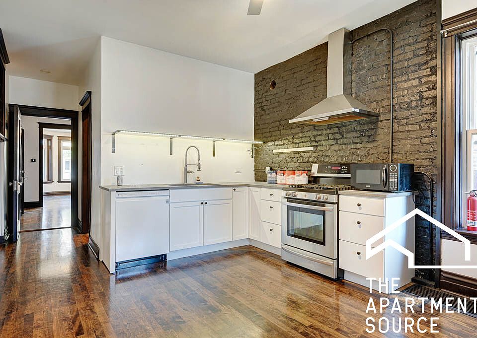 1st image of 2330 N Hamlin Ave #1