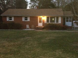 6110 Sundown Dr, Greensboro, NC 27410
