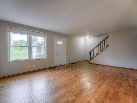 4th image of 316 Indiana Ct Unit C