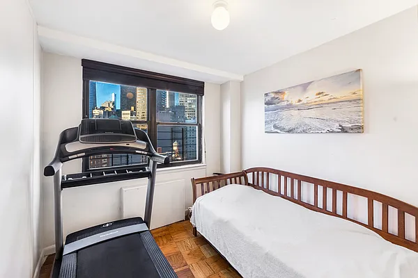 Rented by Compass | media 23