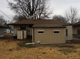 10812 Glen Garry Rd, Saint Louis, MO 63137
