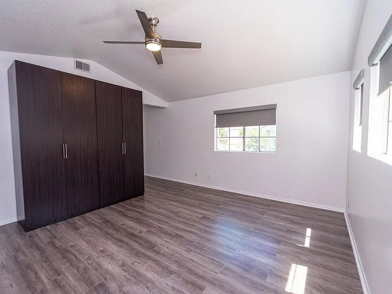 4365 Oak Glen St — Photo 19