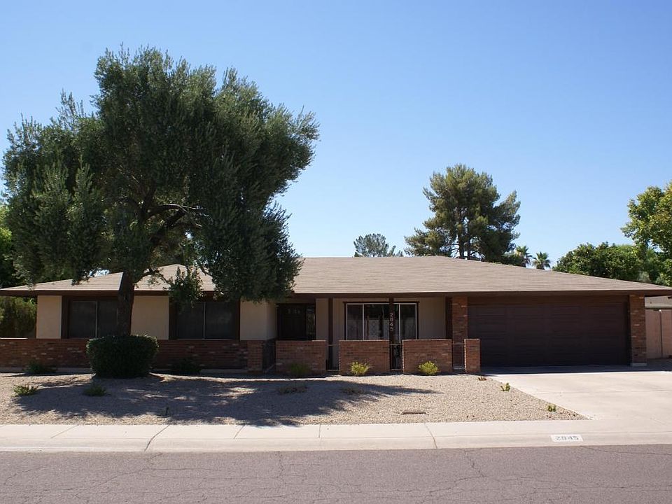 1st image of 2845 E Paradise Dr