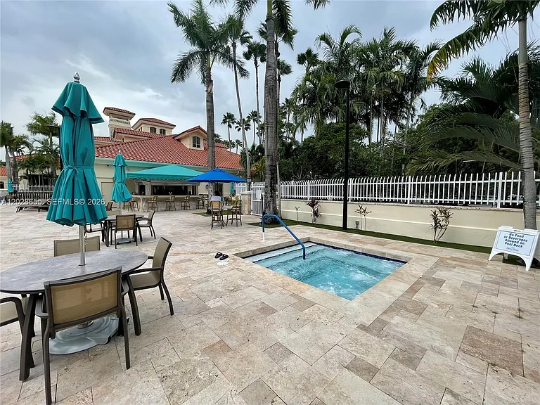 5733 NW 100th Ct — Photo 56