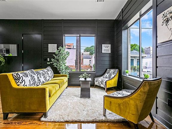 3rd image of 2902 Baronne St #2902