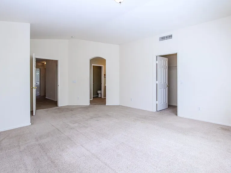 14711 W Ely Dr — Photo 5
