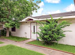 7 Jasmine Ln, Saint Rose, LA 70087
