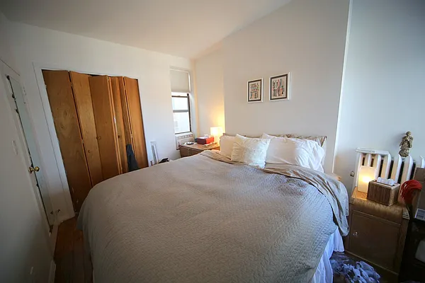 Rented by Metropolitan Realty | media 3