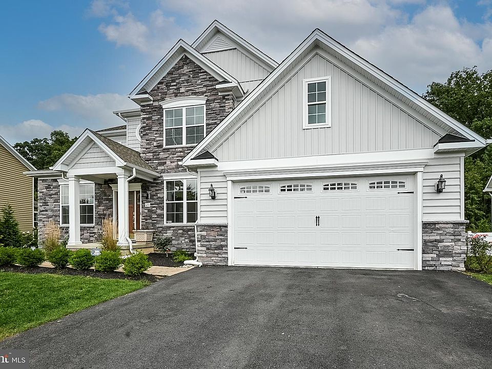 1st image of 129 Meridian Blvd