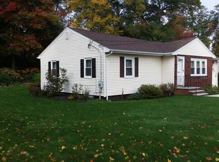 3 Carpenter Rd, Lynnfield, MA 01940