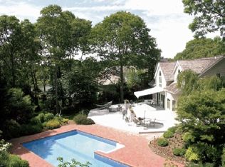 5 Fish Creek Ln, Remsenburg, NY 11960