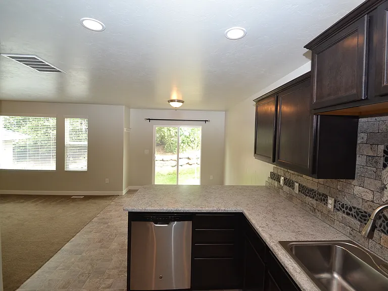 14291 S Side Hill Ln — Photo 8