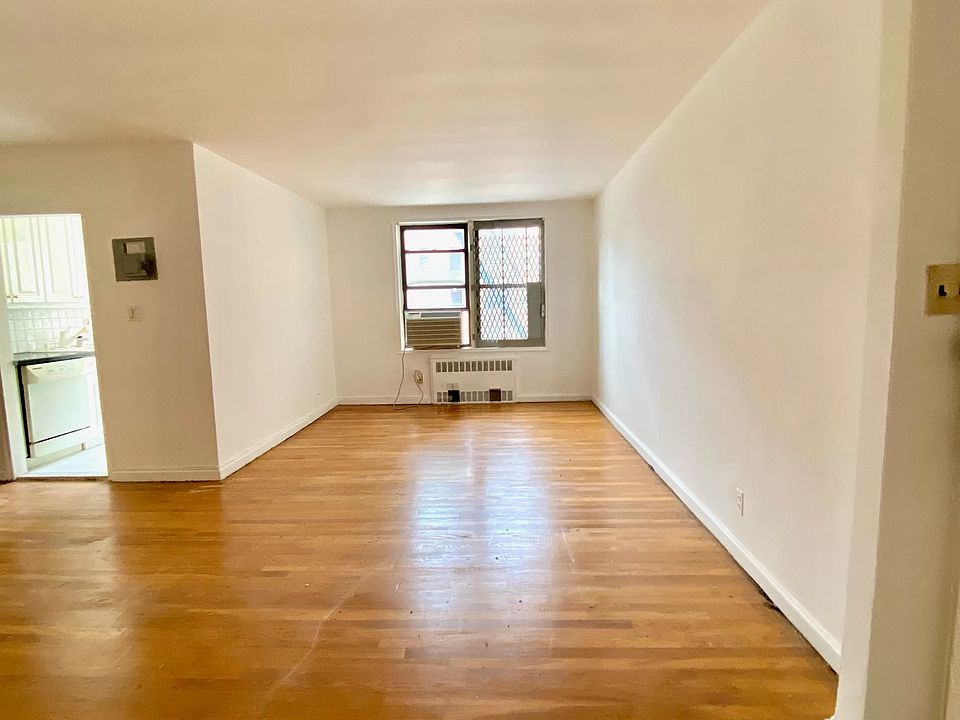 1st image of 2280 Burnett St APT 2I