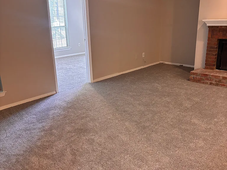 5552 Mountain Springs Cir — Photo 10