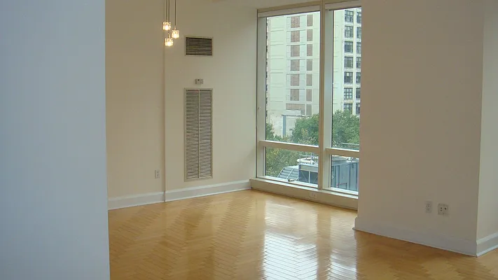 Rented by T&T Real Estate | media 30