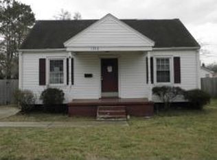 1310 Earle Ave, Chesapeake, VA 23324