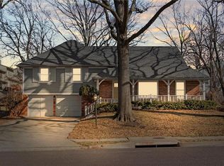 5619 Foster St, Overland Park, KS 66202