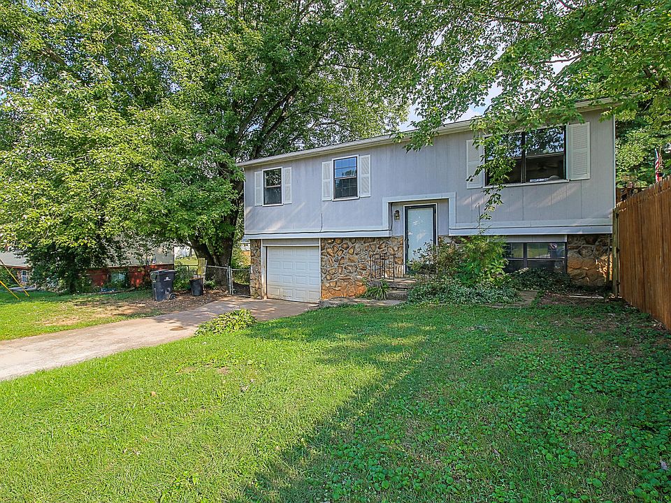 1st image of 2614 Tekoa St