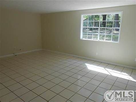 3rd image of 2308 Astoria Ct