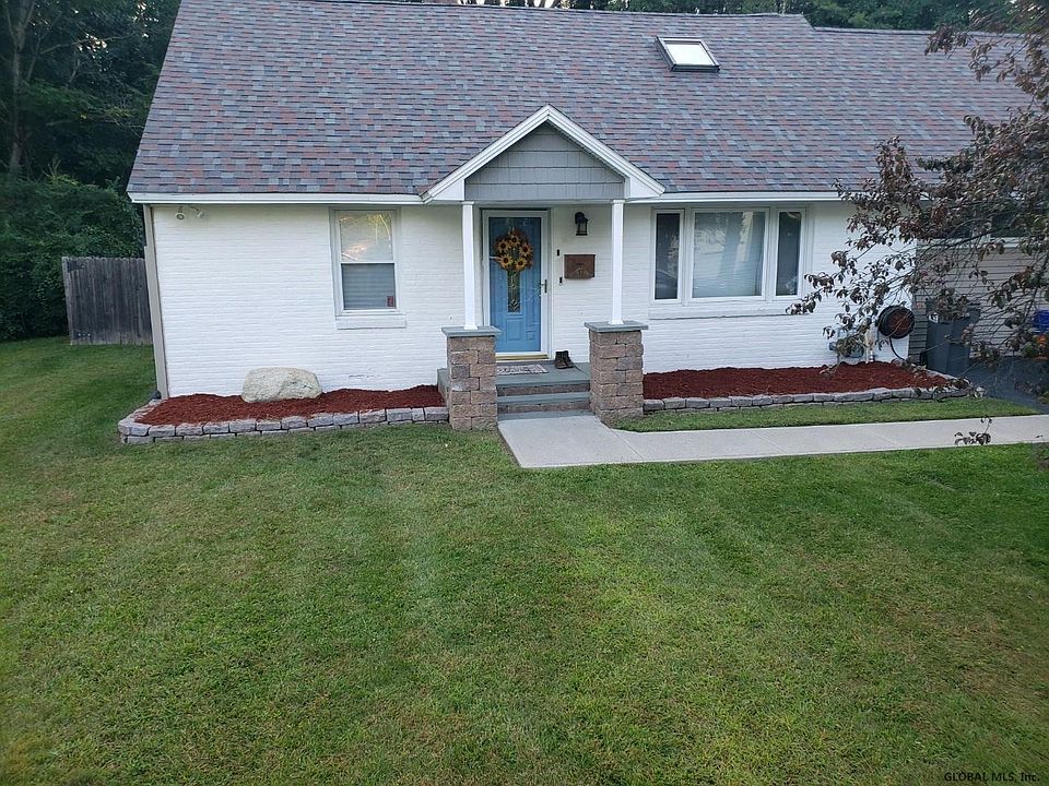 1st image of 17 Dixon Ct