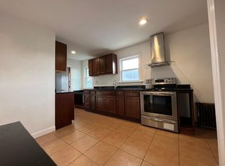 56 Kendall St #1, Quincy, MA 02171