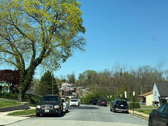 4th image of 1124 Wedgewood Rd
