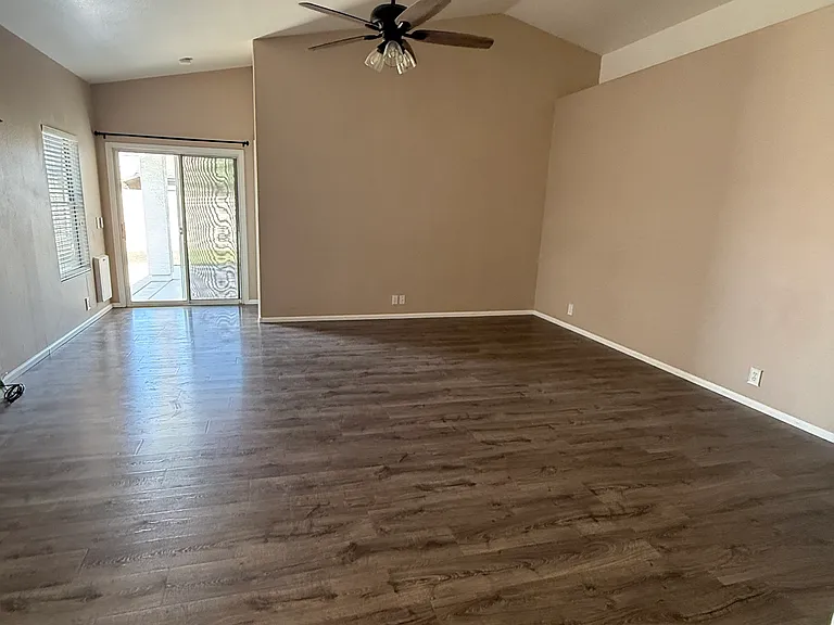 17617 N Larkspur Ln — Photo 15
