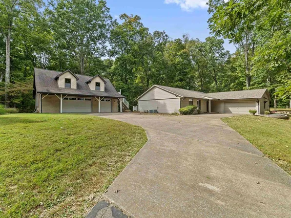 590 Great Country Estate Rd, Hawesville, KY 42348