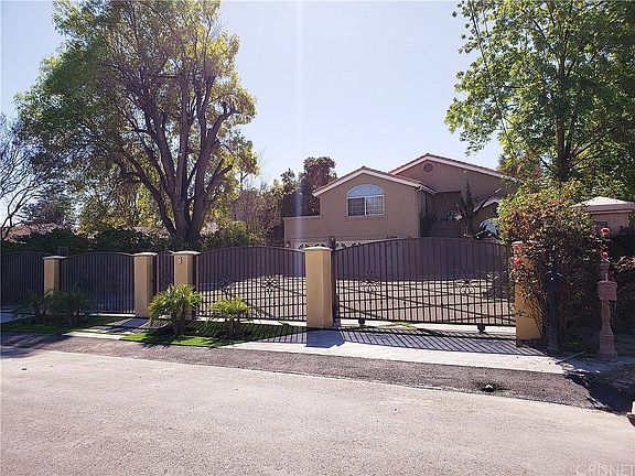 4th image of 23104 Mariano St
