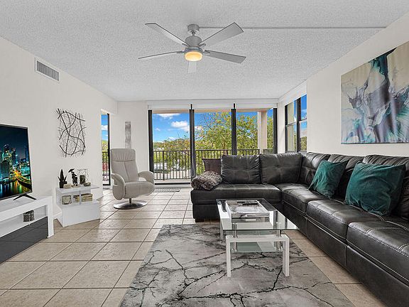 2nd image of 1101 River Reach Drive #209