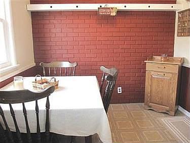 5th image of 2364 Briner Ave