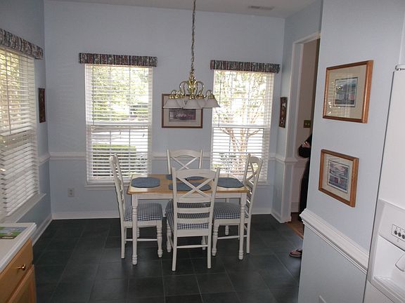 4th image of 6000 Bishops Gate Ct