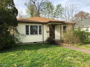 1608 W Copeland St, Marion, IL 62959