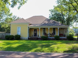700 Poplar St, Greenwood, MS 38930