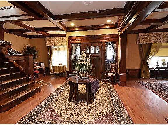 4th image of 2008 Pillsbury Avenue S