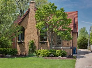 456 S Poplar Ave, Elmhurst, IL 60126